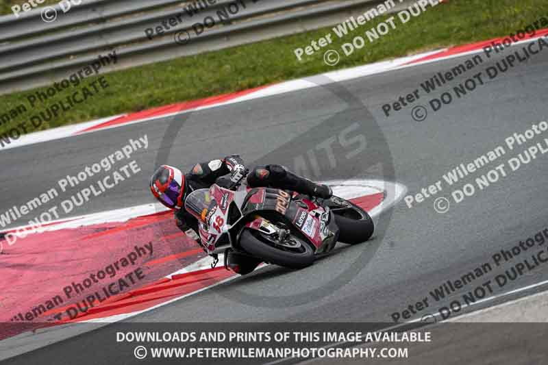 cadwell no limits trackday;cadwell park;cadwell park photographs;cadwell trackday photographs;enduro digital images;event digital images;eventdigitalimages;navarra;no limits trackdays;peter wileman photography;racing digital images;trackday digital images;trackday photos
